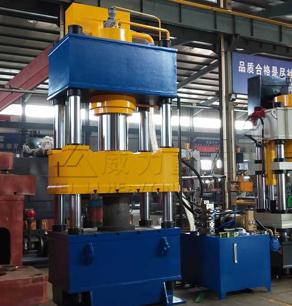 四柱液壓機(jī)設(shè)備